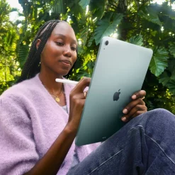 Apple iPad Air 13