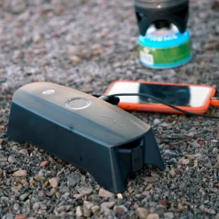 Ctek CS Free Bärbar batteriladdare och starthjälp