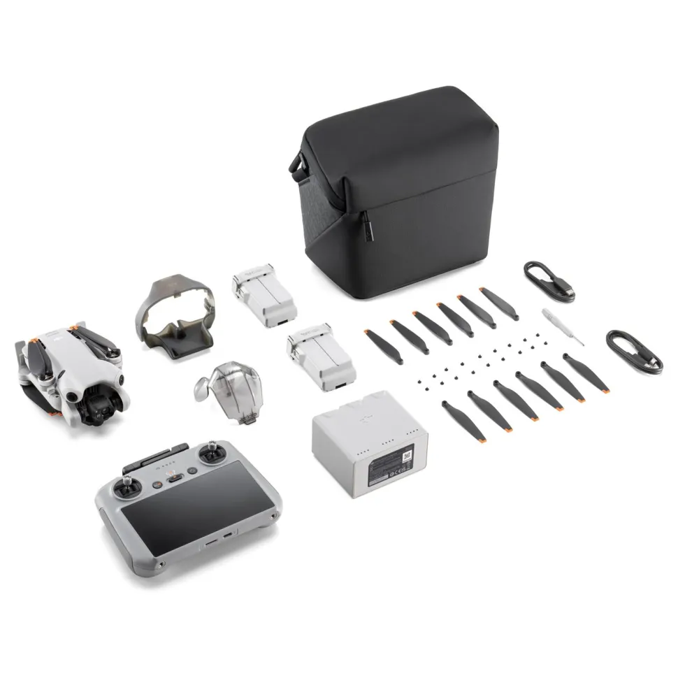 DJI Mini 4 Pro Fly More Combo
