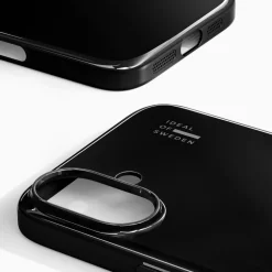 IDEAL OF SWEDEN Slim MagSafe Case – mobilskal till iPhone 16 Svart