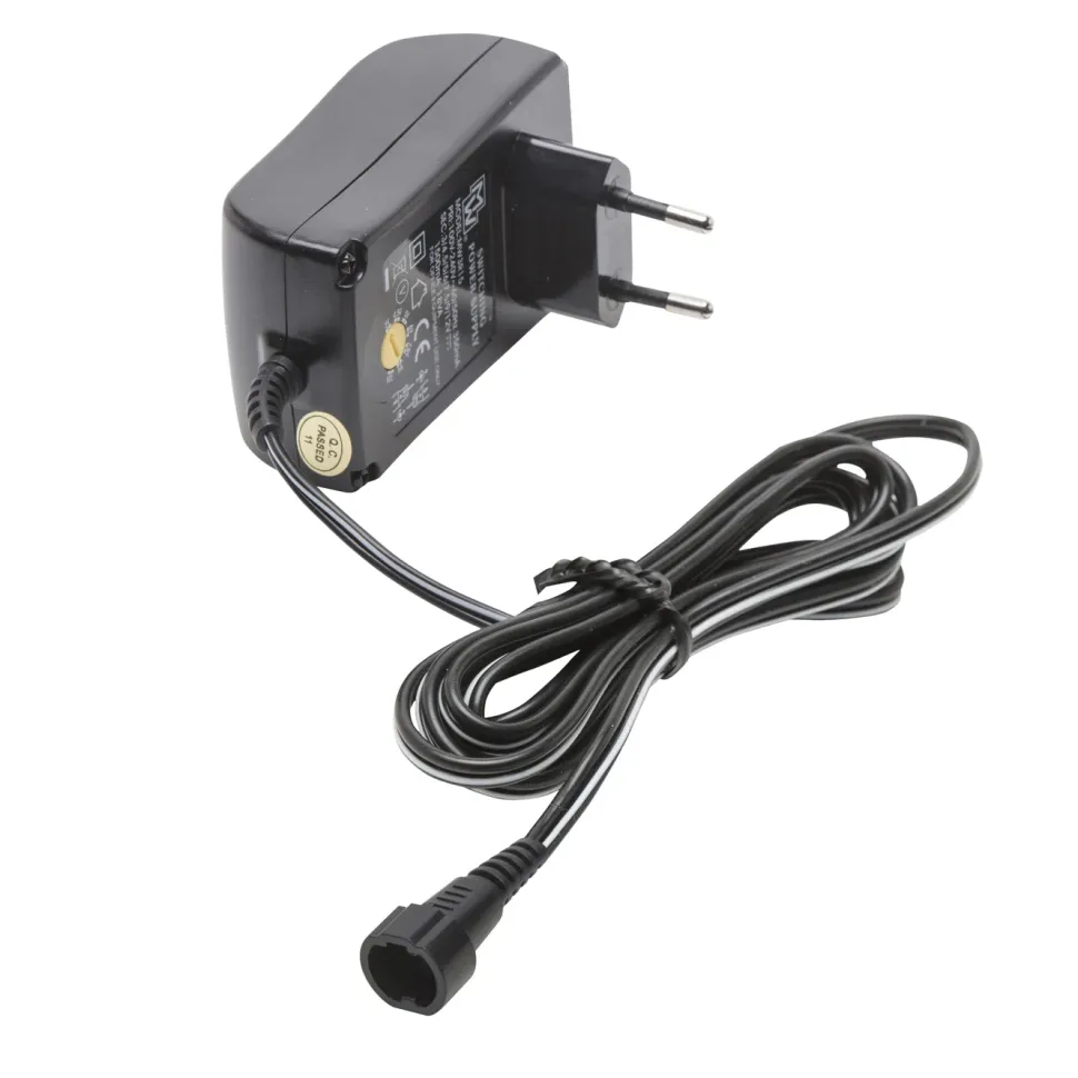Luxorparts Ställbar nätadapter 3-12 V (DC) 18 W