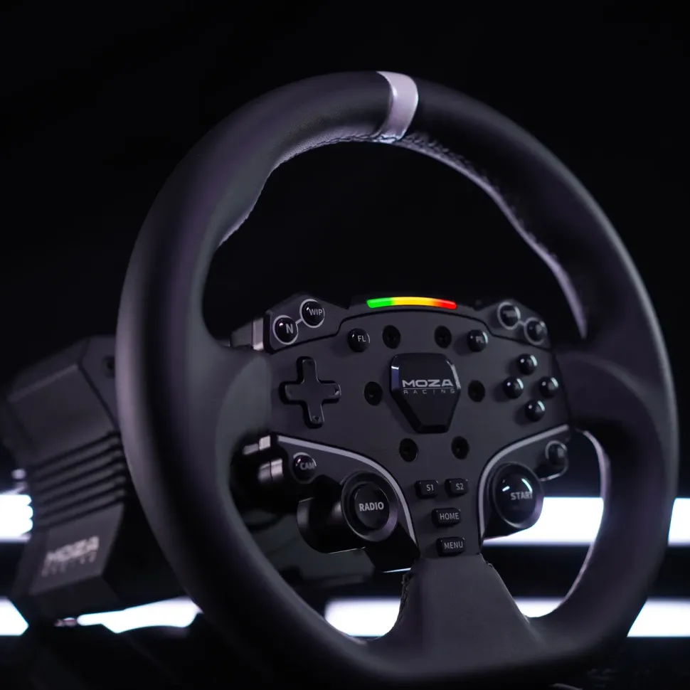MOZA Racing R5 racingsimulator med ratt och pedaler