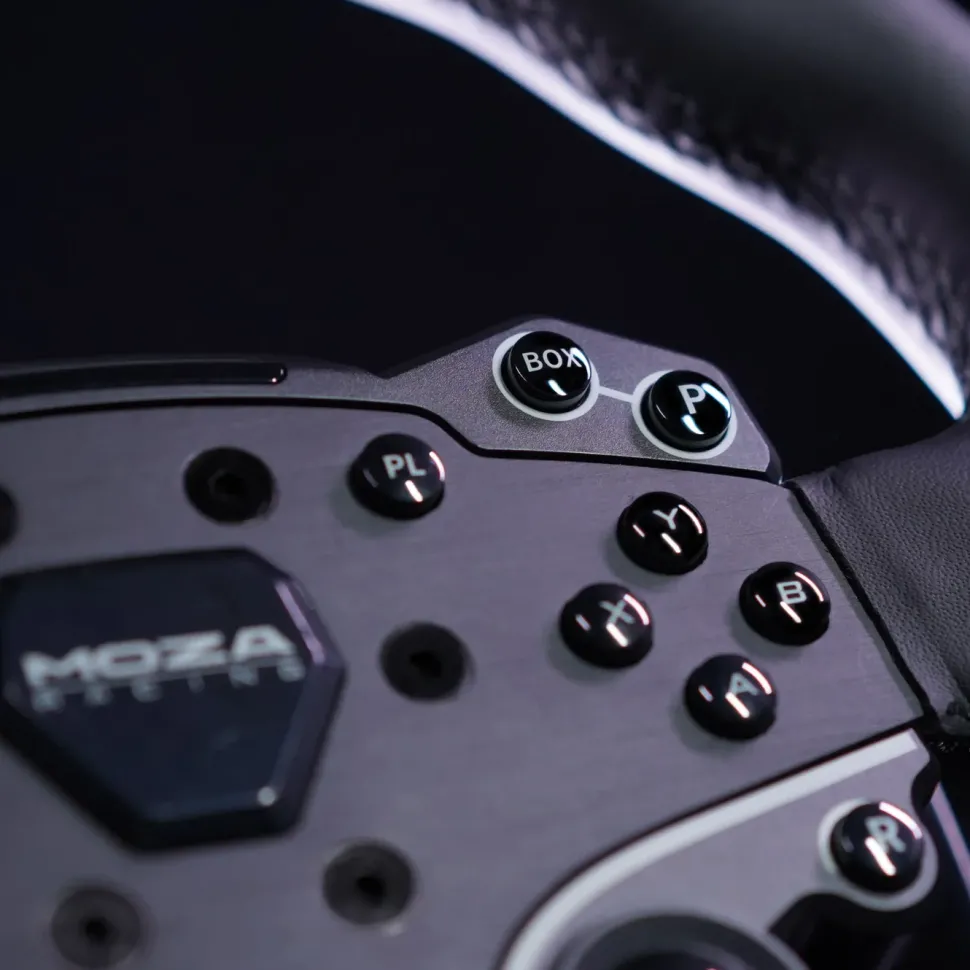 MOZA Racing R5 racingsimulator med ratt och pedaler