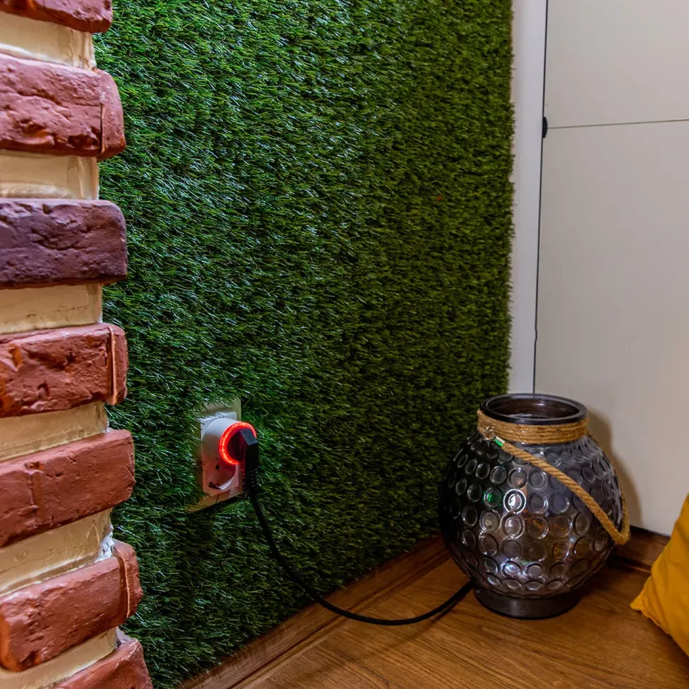 Shelly Wave Plug S LR – smart Z-Wave-plugg med energimätning Vit