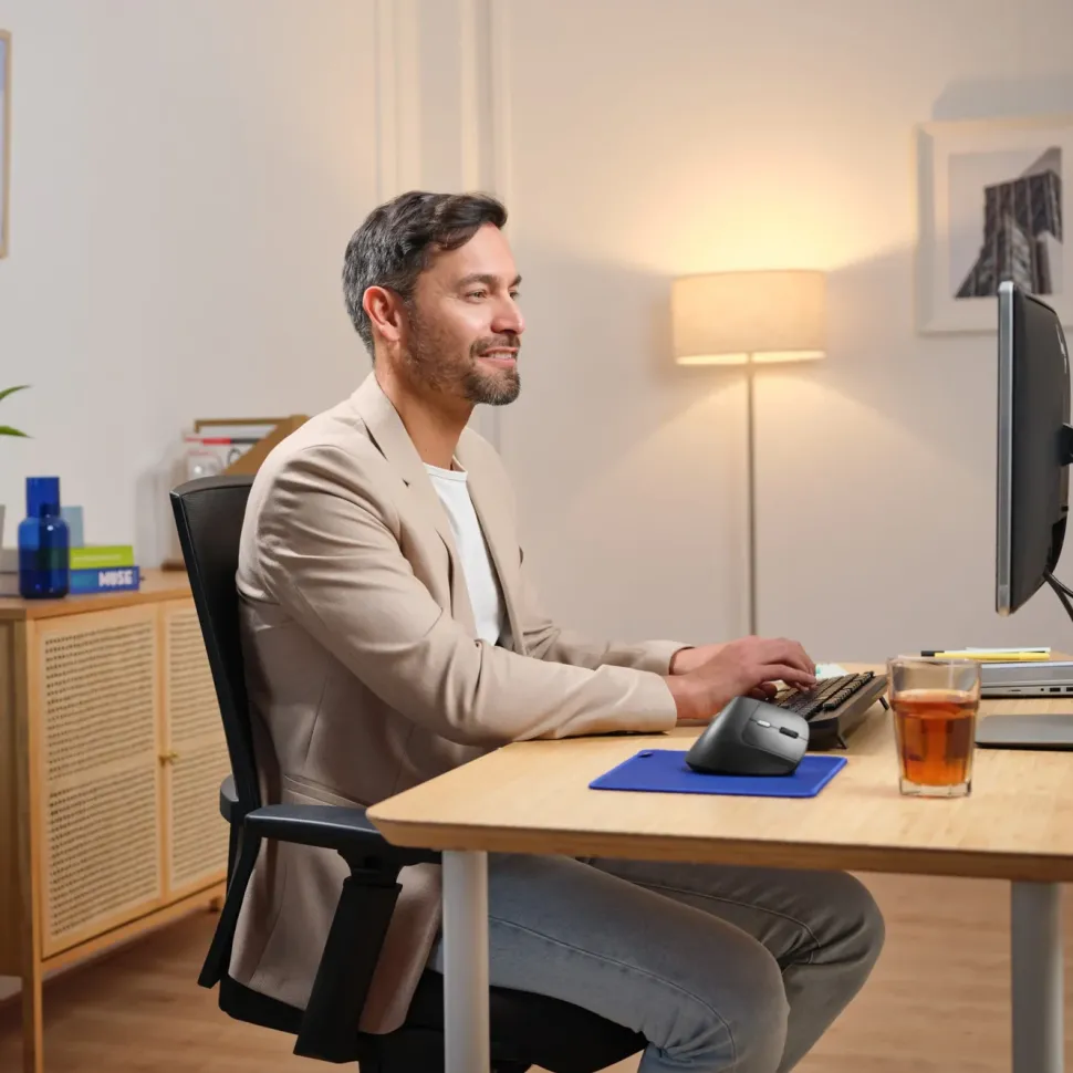 Trust Bayo II Ergonomisk trådlös mus